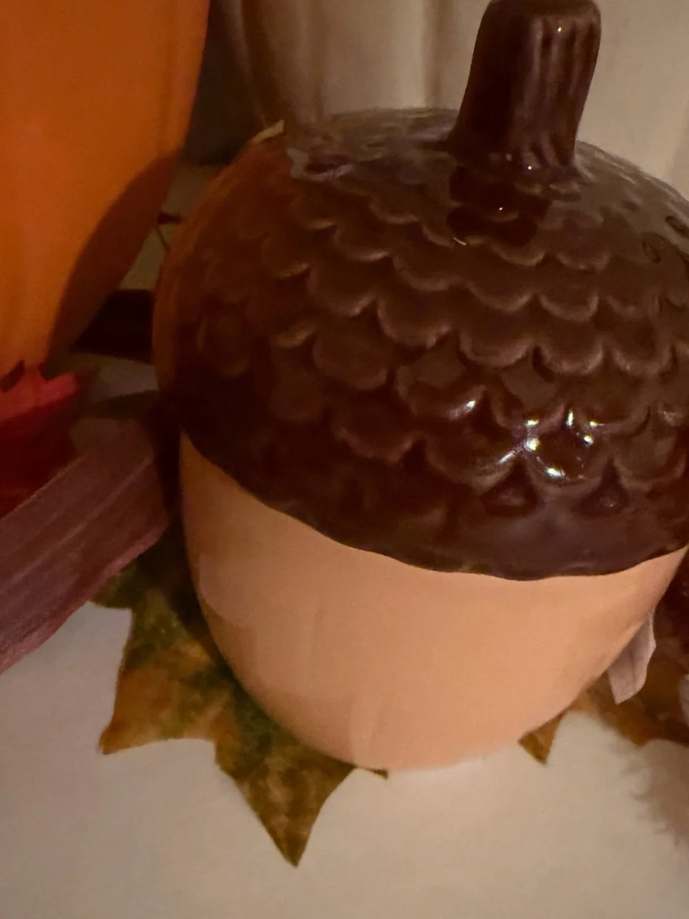 Autumn Acorn  Ceramic Jar with Pumpkin Pie scented Soy candle. 7 oz price firm